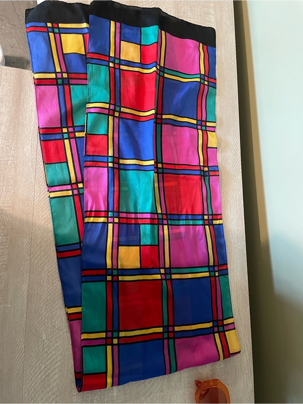 Vintage 80s silky Berkshire ladies scarf long accessory geometric tie